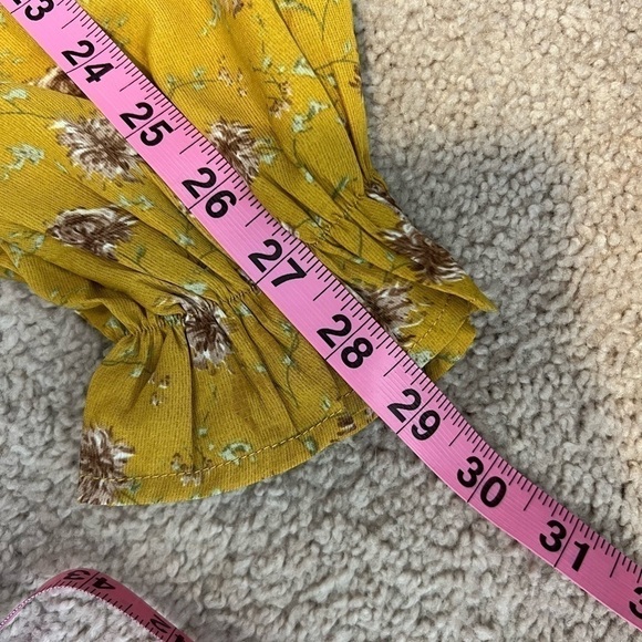 NWT Altar'd State Women's Yellow Floral Crop Top Lg. - Picture 7 of 12